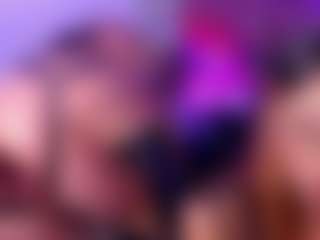 Luna's Live Sex Cam Show