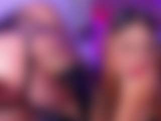 Live cam show with Luna - Fuck Machine on xxxlivecams.org