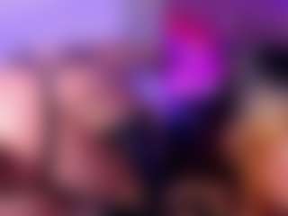 Live cam show with Luna - Brown Hair on CamSodaAdn