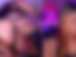 Live cam show with Luna - Facial Piercings on xDating