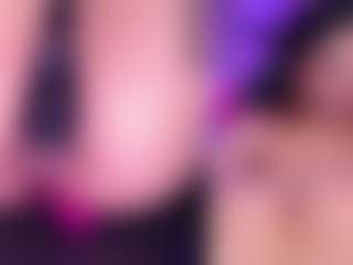Luna's Live Sex Cam Show