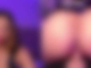Luna's Live Sex Cam Show