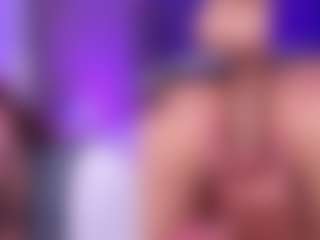 Live cam show with Luna - Brown Hair Petite on Free Soda