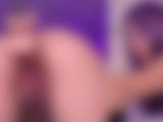 Luna's Live Sex Cam Show