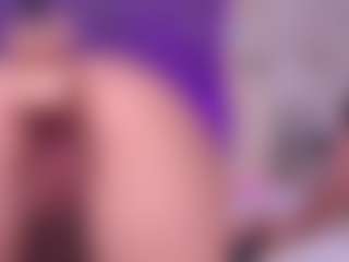 Luna's Live Sex Cam Show