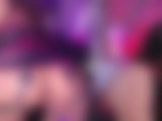 Live cam show with Luna - Lovense Petite on CamwithHer