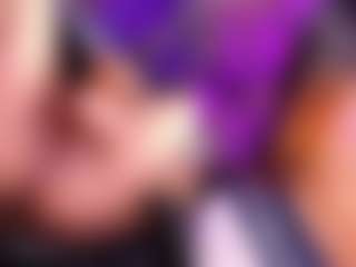 Live cam show with Luna - Amateur Brown Hair on wildcum.com