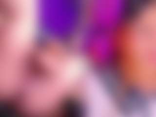 Luna's Live Sex Cam Show