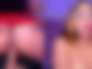 Live cam show with Luna - Dildo Brown Hair on livesuperchat.net