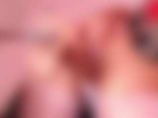 Live cam show with Luna - Big Ass on Dare Cams