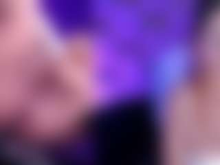 Live cam show with Luna - Camel Toe on Strip Flash - Live Sex Shows