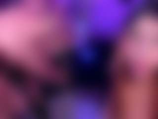 Live cam show with Luna - Handjob on fuklive.com