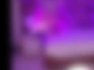 Live cam show with Luna - Fuck Machine on Camsoda