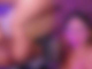 Live cam show with Luna - Angel on googirlz