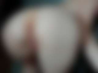 Live cam show with Sofia - Brown Hair on TeamSkeetLive