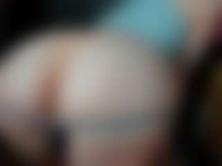 Live cam show with Sofia - Amateur on Dolls Live