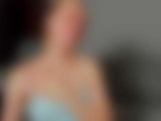 Live cam show with Sofia - Thong on Mixed Magazine Live