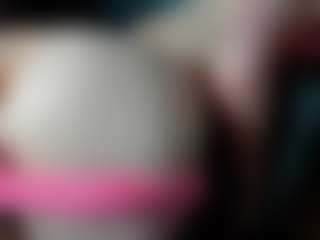 Live cam show with Sofia - Blonde Hair Curvy on Hubzter Live