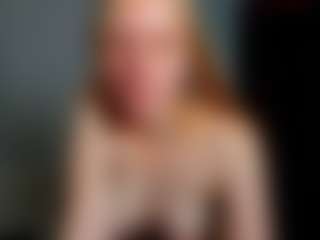 Live cam show with Sofia - Average on Strip Flash - Live Sex Shows