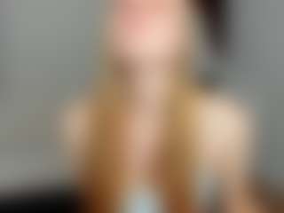 Live cam show with Sofia - Blonde Hair Amateur on studioflirtlive.com