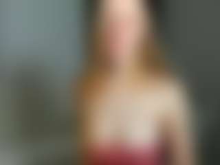 Live cam show with Sofia - Tease on Camsoda