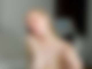 Live cam show with Sofia - Blonde Hair Amateur on Camsoda