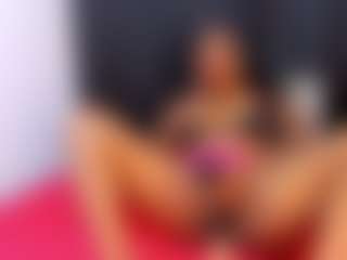 MARA-THOMPSONN's Live Sex Cam Show