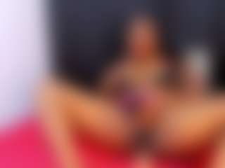 MARA-THOMPSONN's Live Sex Cam Show