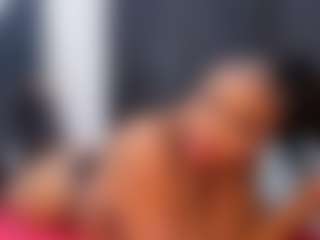 Live cam show with MARA-THOMPSONN - Dirty on liverealitysex.com