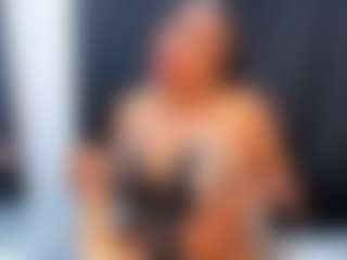 MARA-THOMPSONN's Live Sex Cam Show