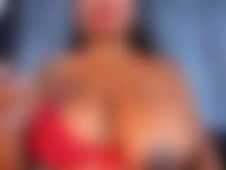 MARA-THOMPSONN's Live Sex Cam Show