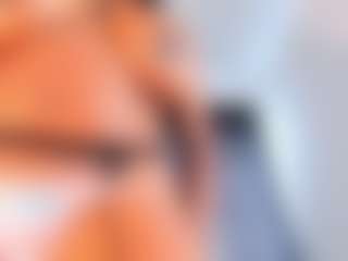 Live cam show with MARA-THOMPSONN - Strip on Camsoda