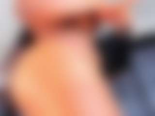 MARA-THOMPSONN's Live Sex Cam Show