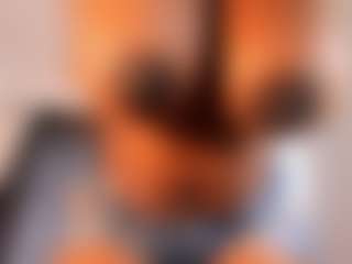 Live cam show with MARA-THOMPSONN - Brown Eyes Black on Camsoda