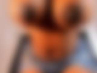MARA-THOMPSONN's Live Sex Cam Show