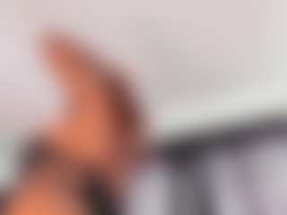 Live cam show with MARA-THOMPSONN - Hairy Pussy Toys on nudelive.tv