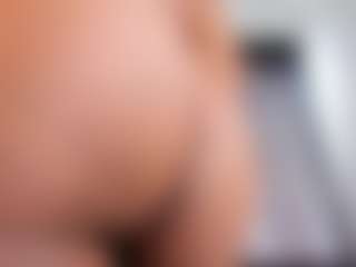 MARA-THOMPSONN's Live Sex Cam Show