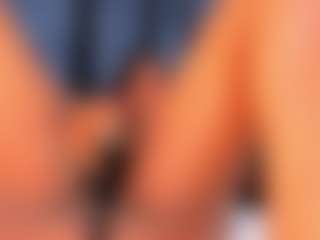 Live cam show with MARA-THOMPSONN - Amateur on Camsoda