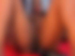 MARA-THOMPSONN's Live Sex Cam Show