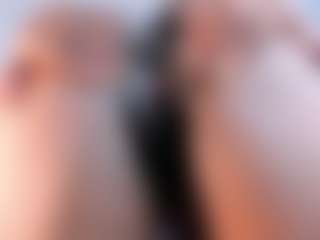 MARA-THOMPSONN's Live Sex Cam Show