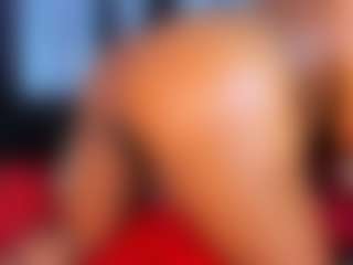 MARA-THOMPSONN's Live Sex Cam Show