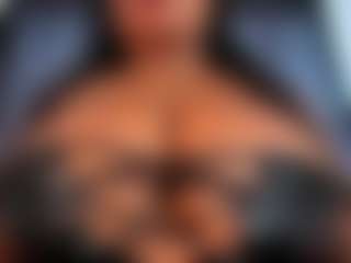 Live cam show with MARA-THOMPSONN - Black Young Adult on Camsoda | colombia