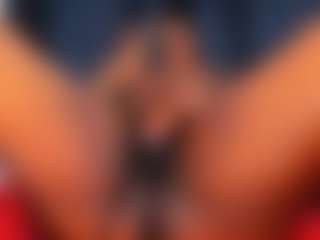 Live cam show with MARA-THOMPSONN - Ebony on CSO-WL | colombia