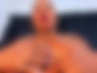 Live cam show with MARA-THOMPSONN - Ebony on camgirlchat.live | colombia