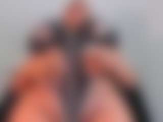 Show de cam en vivo con MARA-THOMPSONN - Black HD en Camsoda