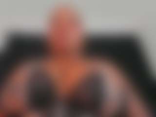 Live cam show with MARA-THOMPSONN - Black Young Adult on Soda Cam