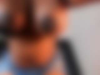 Live cam show with MARA-THOMPSONN - Ebony on Camsoda | colombia
