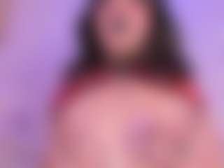 IvannaBellini01's Live Sex Cam Show