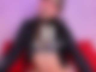 IvannaBellini01's Live Sex Cam Show
