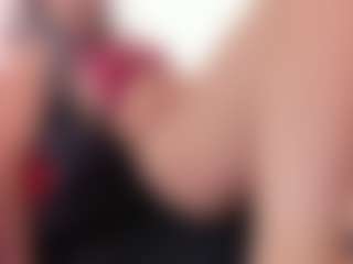 IvannaBellini01's Live Sex Cam Show